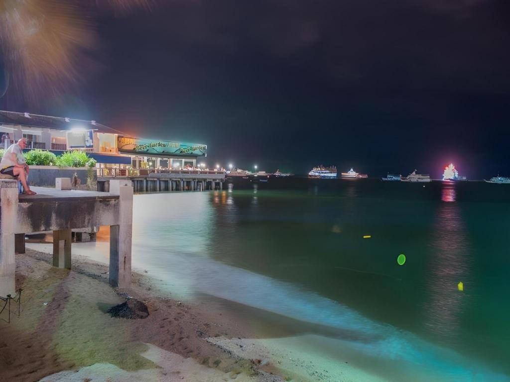 Lido Beach Hotel Паттайя Экстерьер фото