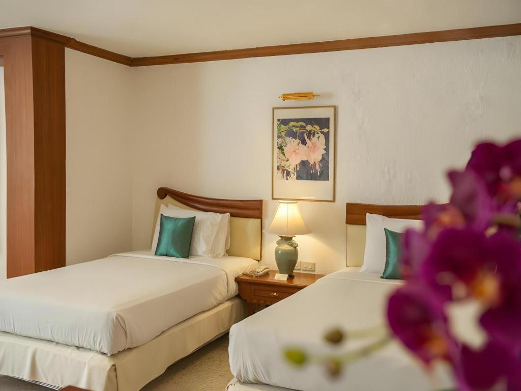 Lido Beach Hotel Паттайя Экстерьер фото